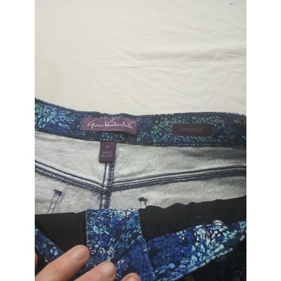 Gloria Vanderbilt Ladies Amanda Short Classic Five Pocket Style NWT Size 14 - Picture 5 of 7